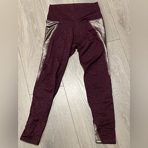 Aerie leggings. Maroon and gold. Size medium. Used, like-new condition.